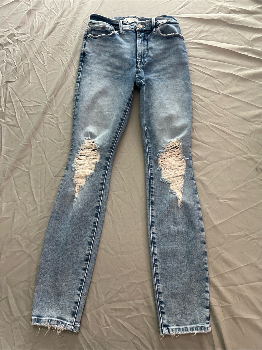Good American Skinny Jeans 0/25  Distressed Denim GL873T